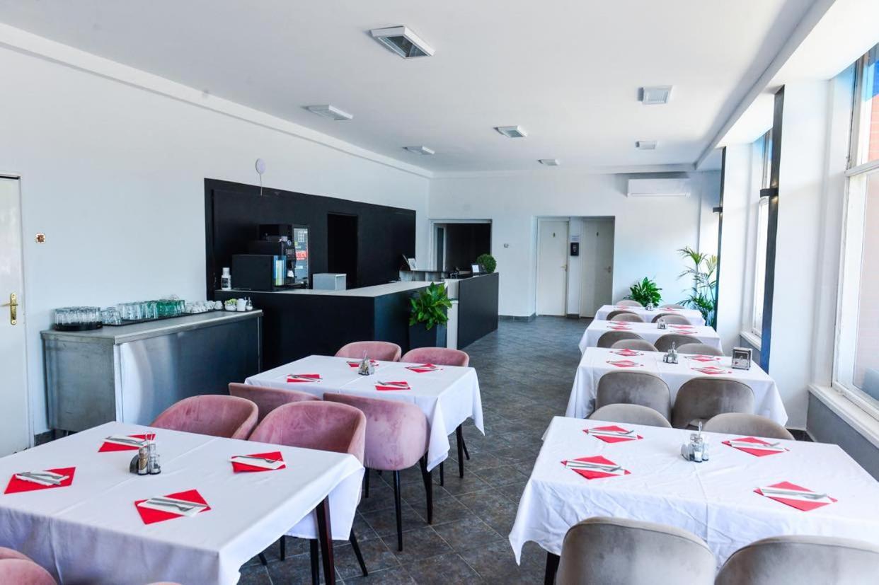 Elmeny Balaton Hotel Alsóörs المظهر الخارجي الصورة