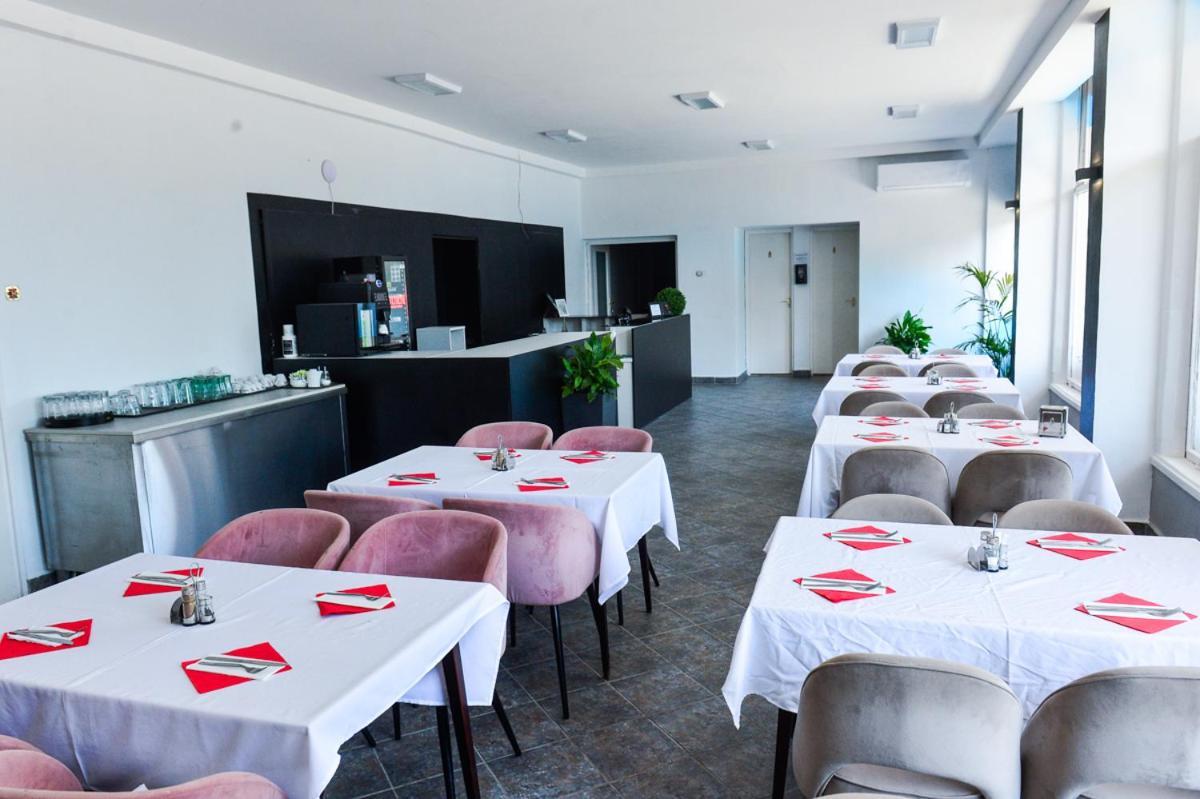 Elmeny Balaton Hotel Alsóörs المظهر الخارجي الصورة