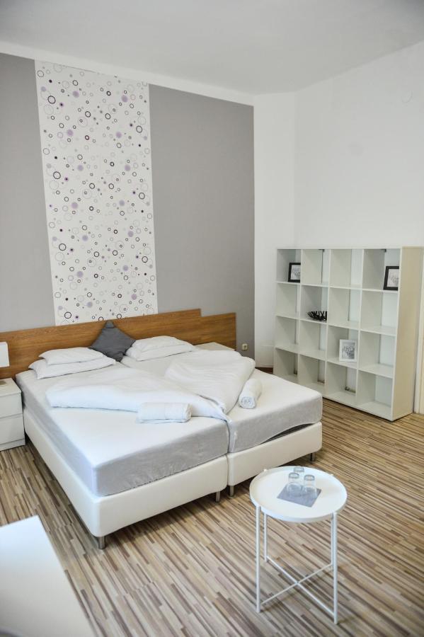 Elmeny Balaton Hotel Alsóörs المظهر الخارجي الصورة