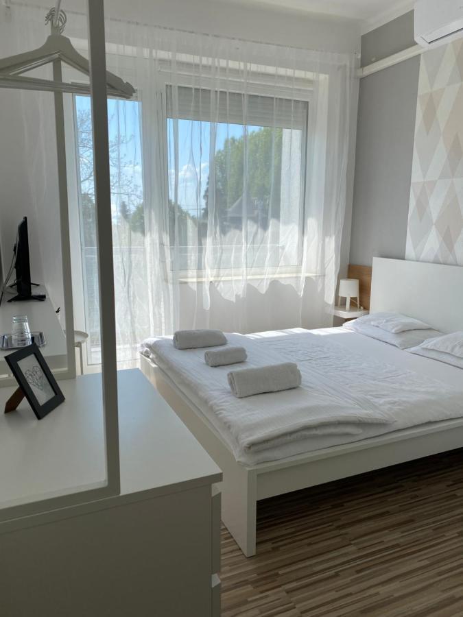 Elmeny Balaton Hotel Alsóörs المظهر الخارجي الصورة