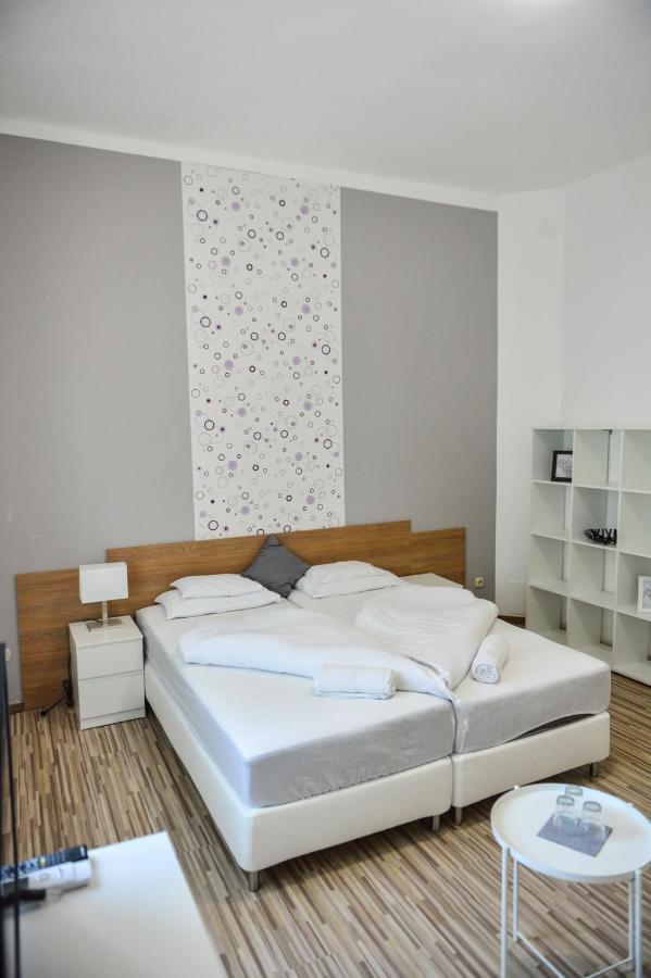 Elmeny Balaton Hotel Alsóörs المظهر الخارجي الصورة